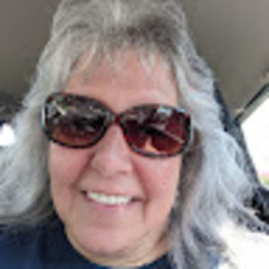 Meet your Posher, Debbie